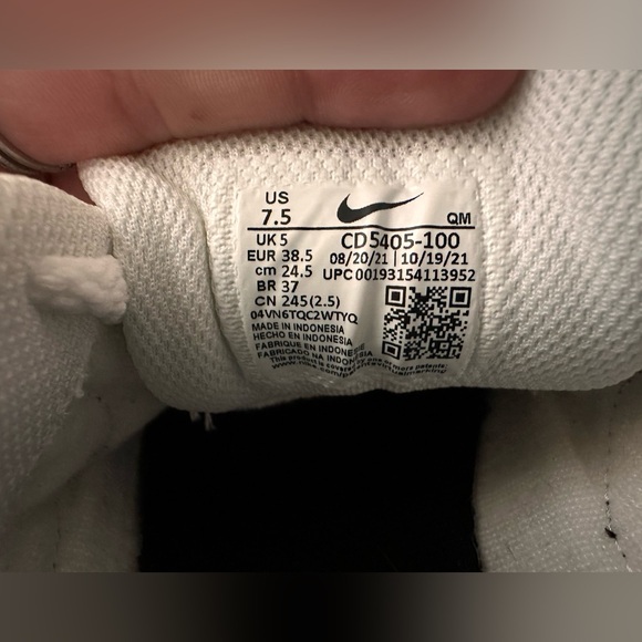 Nike Court Royale AC Canvas Shoe - Picture 4 of 10